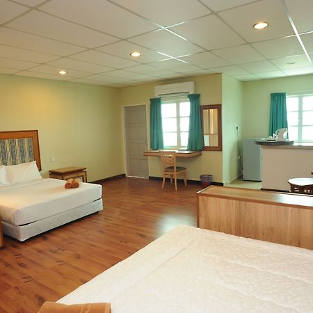 Arwana Inn 瓜拉勿述 外观 照片